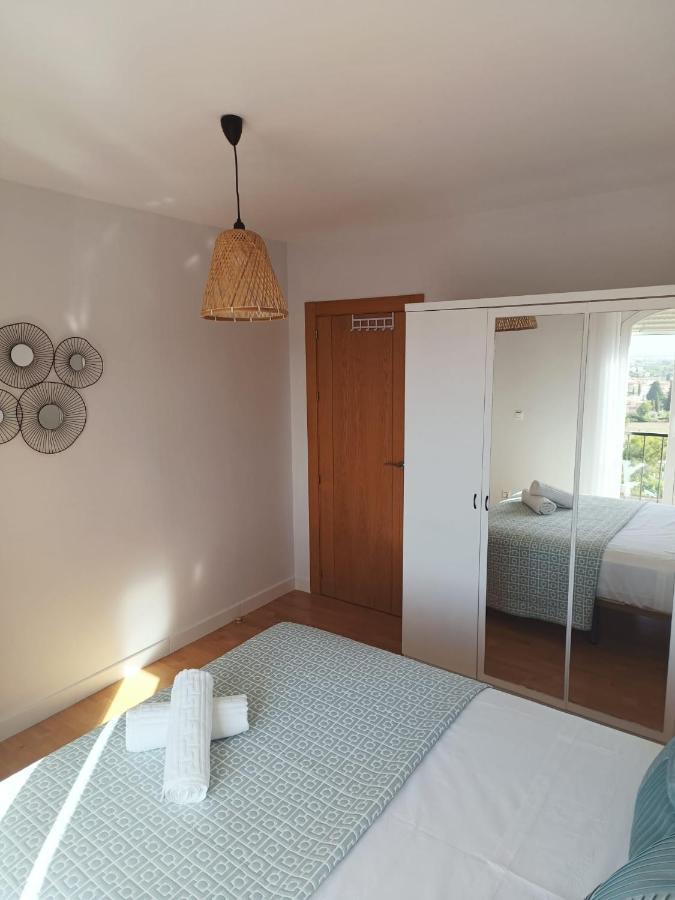 Piso Vista Bella Apartment Моначил Екстериор снимка