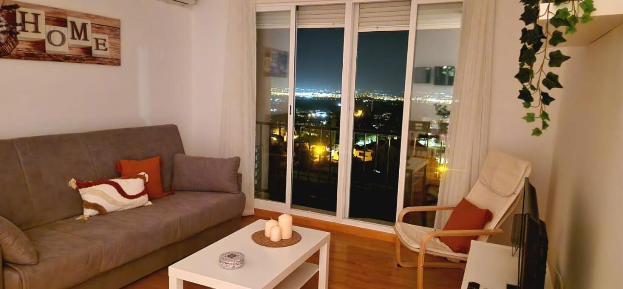 Piso Vista Bella Apartment Моначил Екстериор снимка